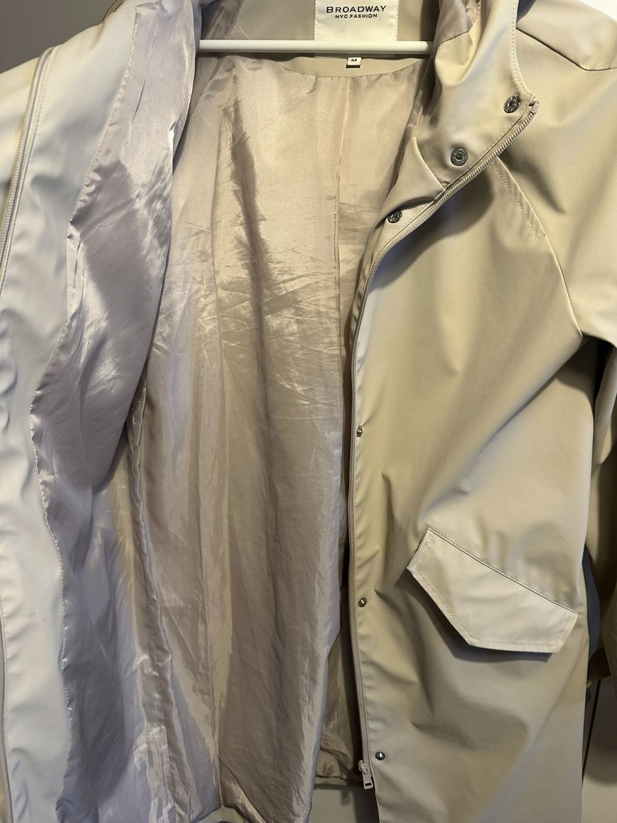Mäntel: Regenmantel Gr. L oder 40 beige – Gebraucht aus Münsingen von Secondhand89 2