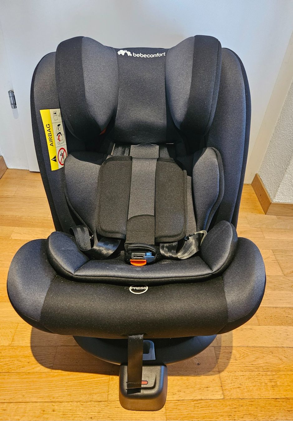 Seggiolini per auto: Auto Kindersitz EvolveFix 0-36kg inkl. Isofix – Usato da Utzenstorf venduto da and_c8wy