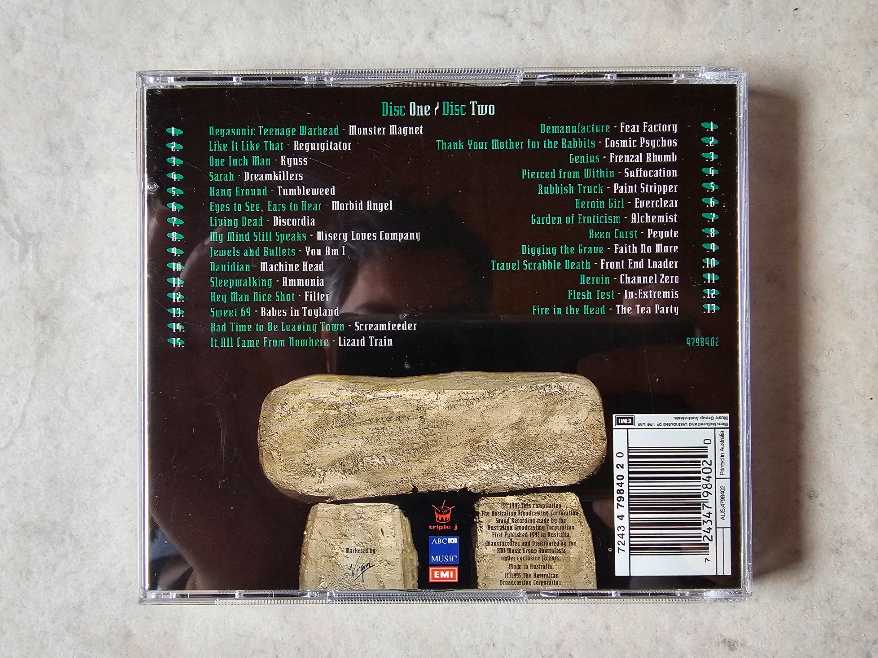 CD: This Is Twelve - Triple J Too Louder Compilation  /  2 CDs – Usato da Schneisingen venduto da backstore24 1