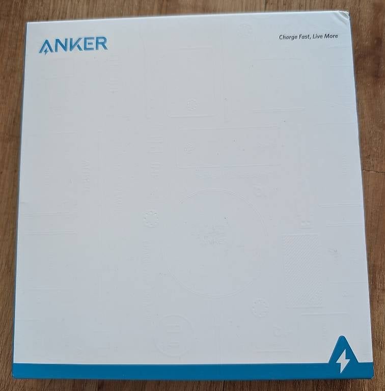 Batterie: Anker Powercore Essential 20000 PD – Nuovo e nell'imballaggio originale da Spiez venduto da chr_9ycr