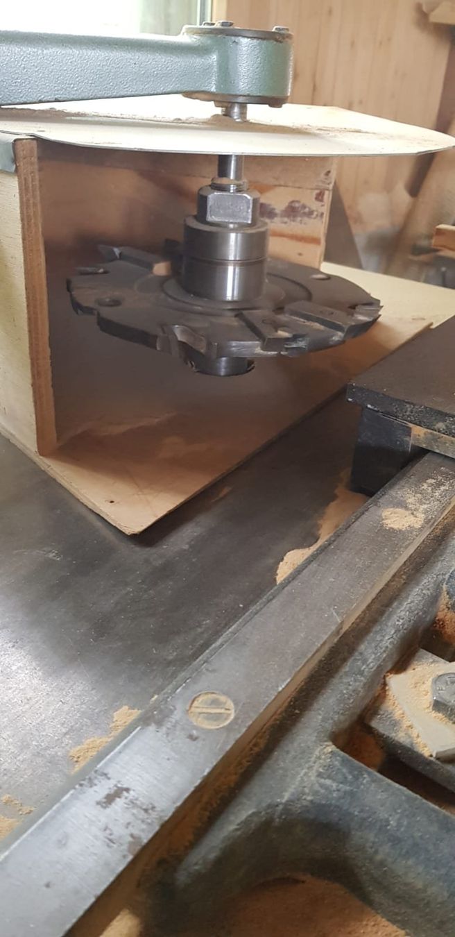 Tutte le macchine: Schlitz- Zapfen- Fräsmaschine – Usato da Andermatt venduto da YvZi24 2