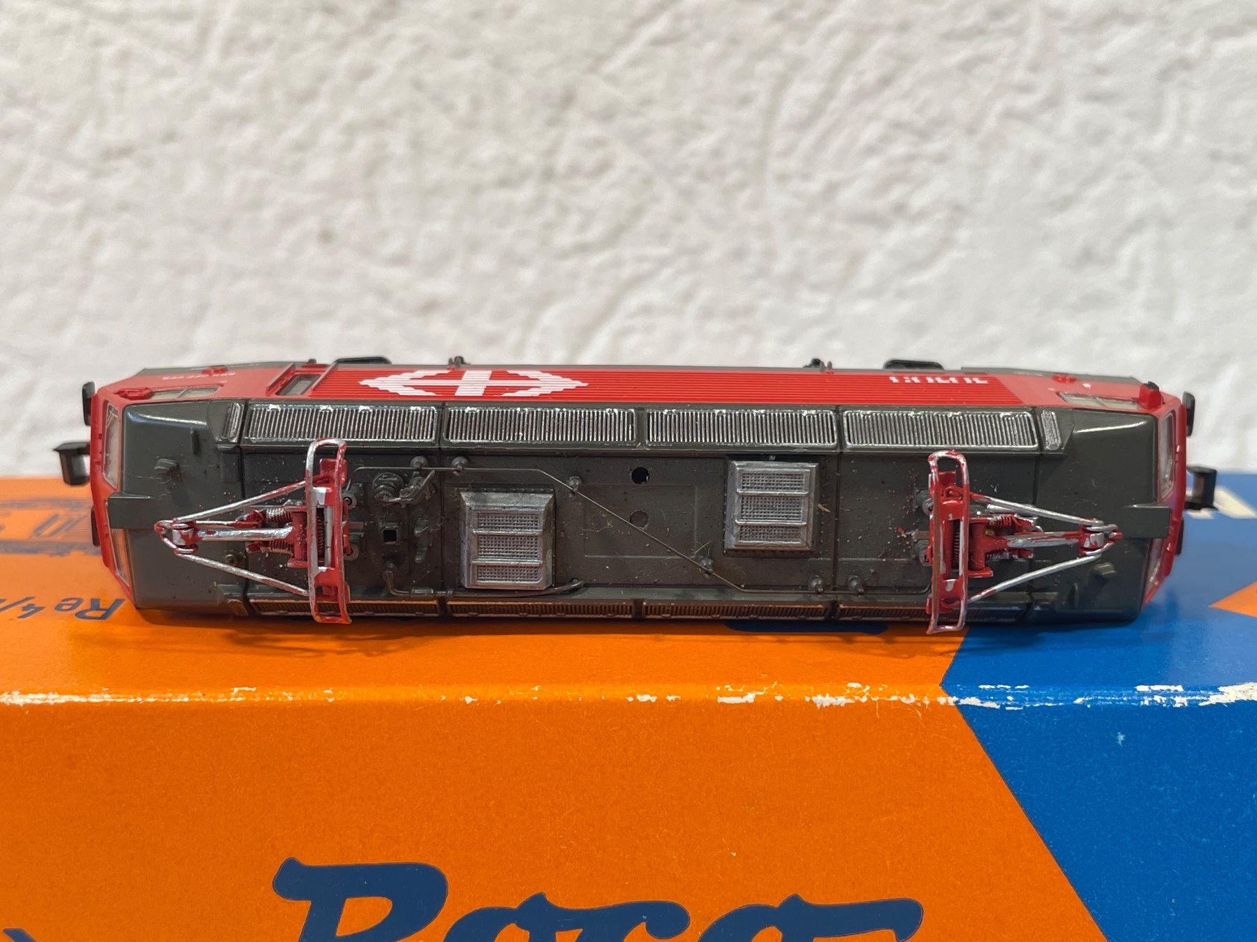 Roco Modellini di ferrovie: Roco 02166 B, SBB Re 4/4 IV 10103 – Usato da Wilderswil venduto da Modellbahn-Shop-Moll 6