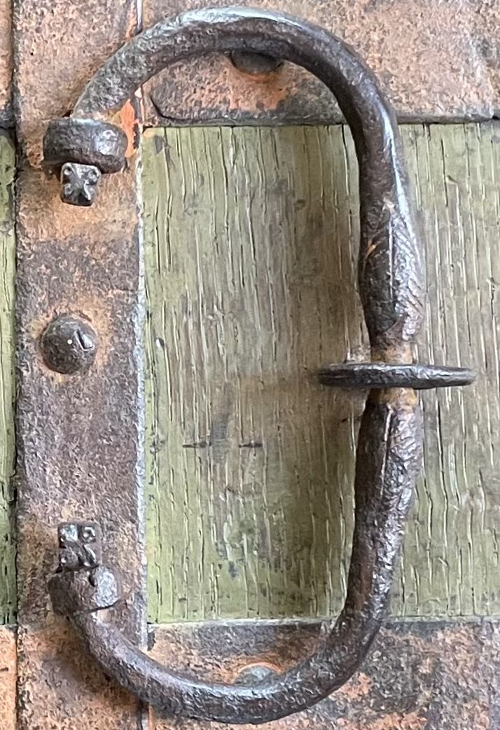 Coffres: Antik Truhe Kriegskasse – D'occasion à Rorschacherberg par farmer61 8