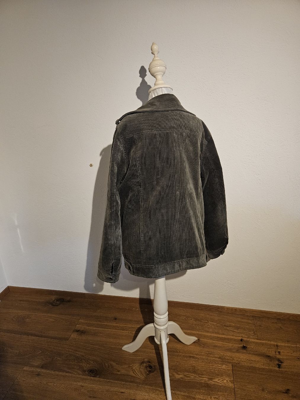 We Giacche: Herren Cord Jacke, dunkelgrün, Herbst oder Frühling – Nuovo (secondo la descrizione) da Bern venduto da TroeS 1