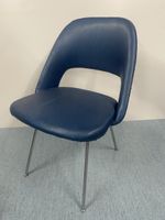 Sessel blau Lederimitat mit Metallfuss Wohnbedarf Basel