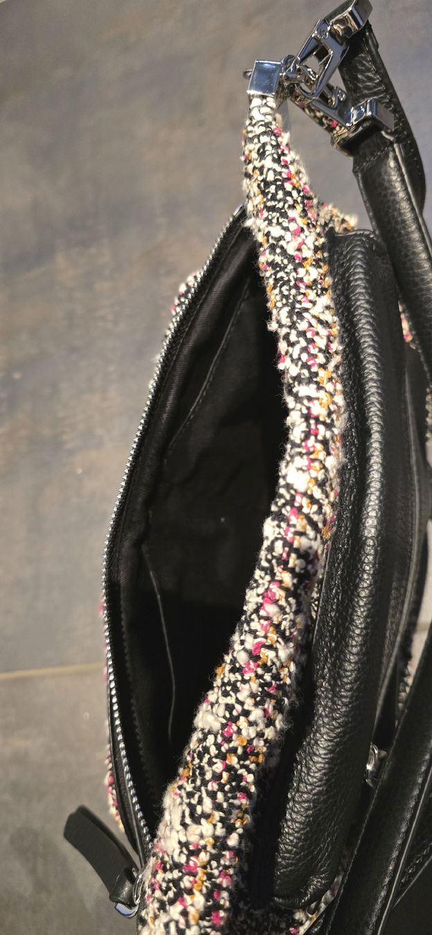 Coccinelle Taschen für Damen: Coccinelle Tasche,neuwertig – Neu (gemäss Beschreibung) aus Schönenwerd von violett03 4
