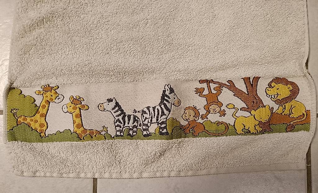 Teli da bagno: Badetuch Baby, ca. 63cm x 46cm – Usato da Münchenstein venduto da Bouba3