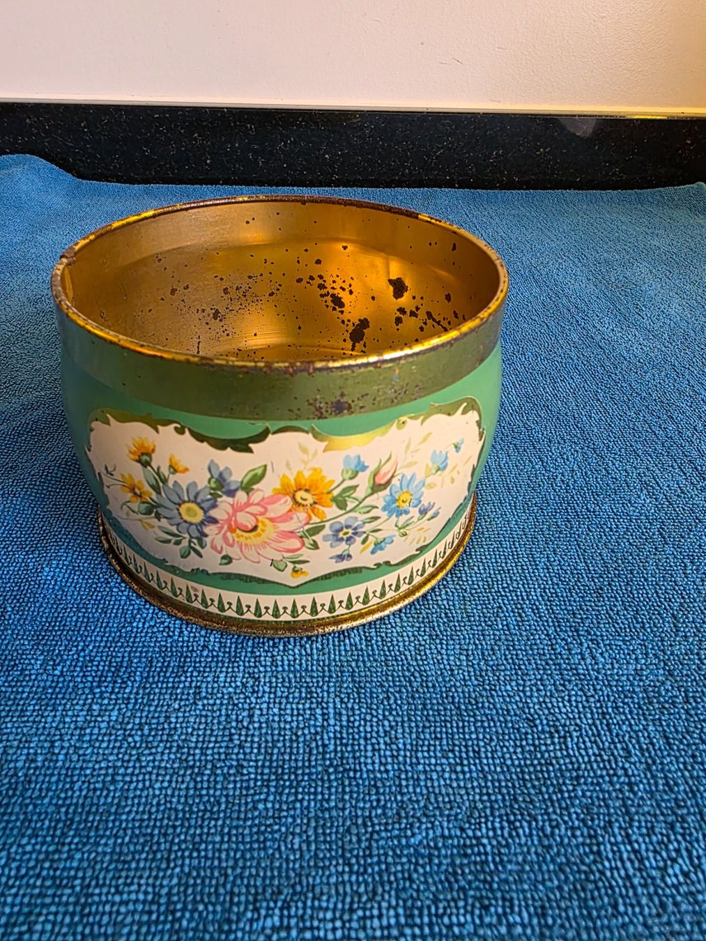 Contenitori & Simili: Vintage Blechdose mit Blumenmuster – Usato da Villmergen venduto da stier74 1