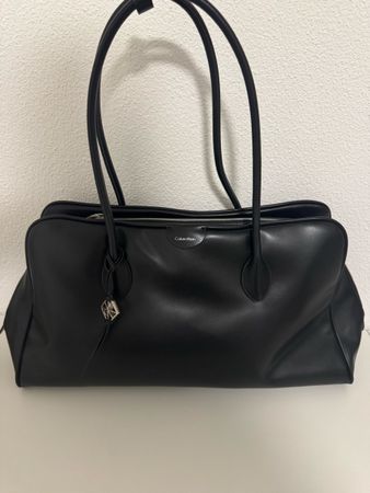 Calvin Klein Handtasche schwarz Leder guter Zustand