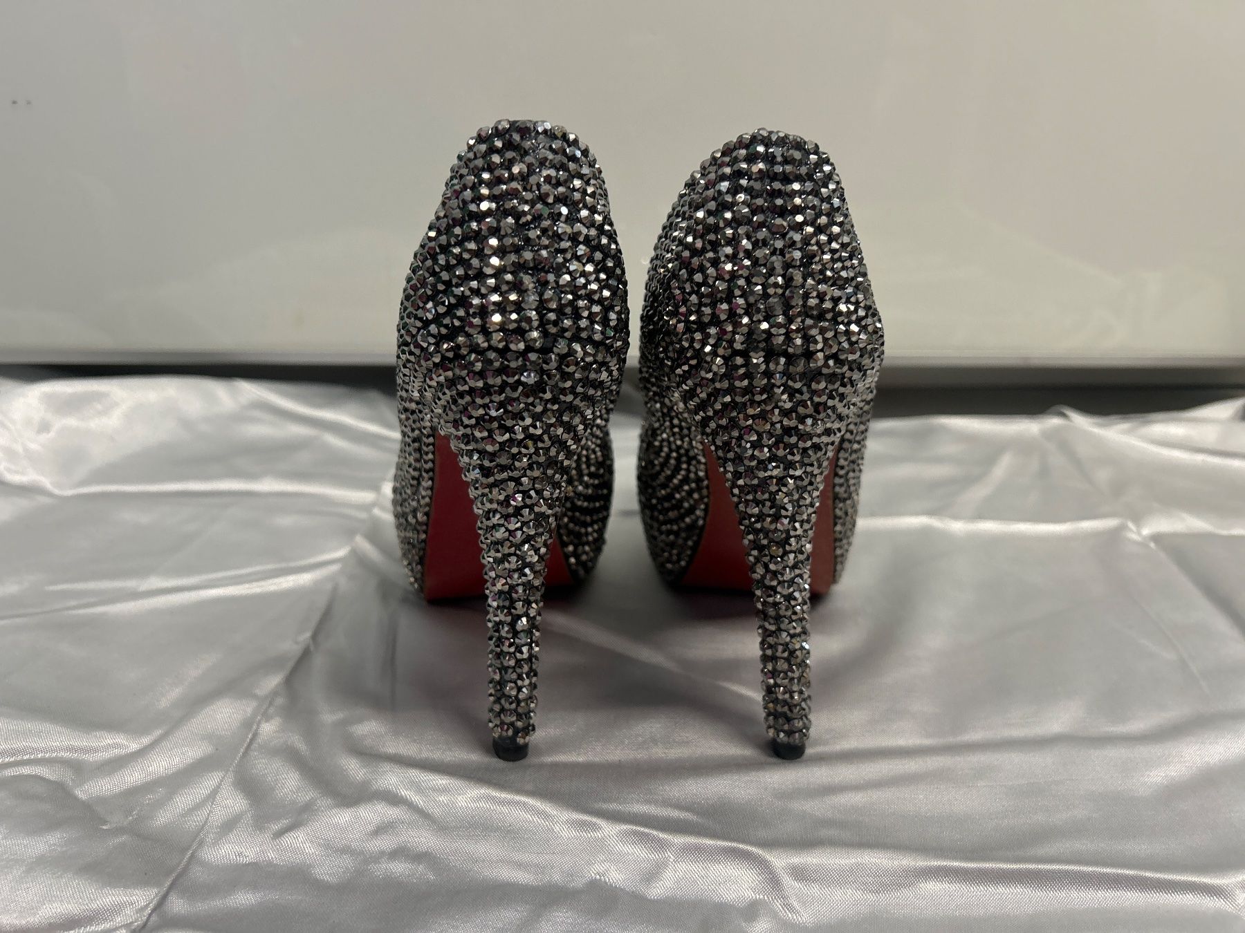 Scarpe da donna: Pumps mit Strasssteinen Gr 35 Neu – Nuovo e nell'imballaggio originale da Regensdorf venduto da Spyke55 3