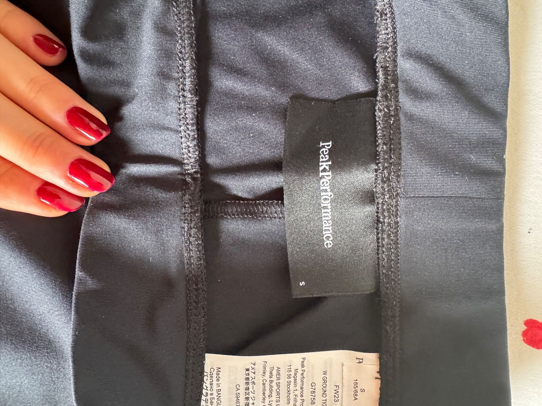 Peak Performance Leggings: Legging Peak Performance noir taille s – D'occasion à St-Pierre-Clages par Norardini14. 1