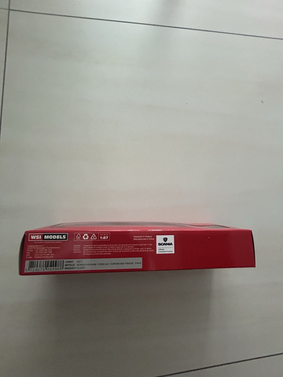 Kits de montage: LKW Modell von Hilti – Neuf avec emballage d'origine à Schaanwald par sav_zqk7 2