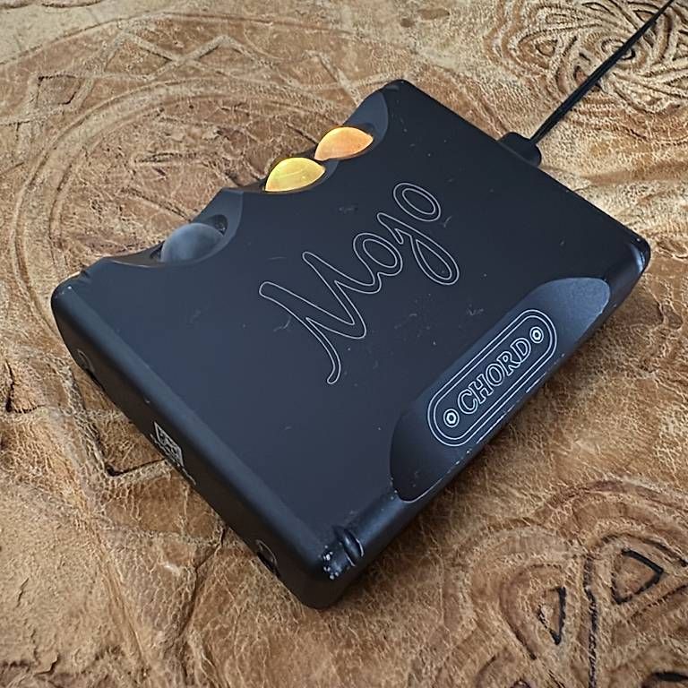 Convertitori: CHORD MOJO ampli casque / DAC usb portable – Usato da Genève venduto da Okilele