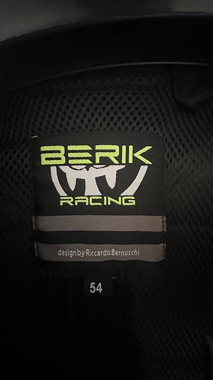 Completi: Motorrad Lederkombi NEU BERIK – Usato da Riggisberg venduto da mracing444 4
