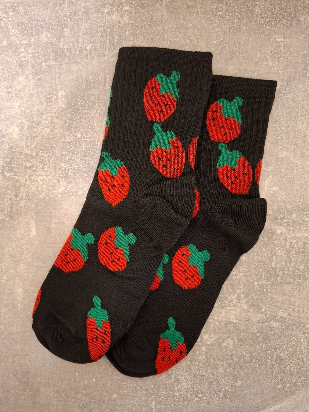 Calze: Socken Erdbeere – Nuovo e nell'imballaggio originale da Winterthur venduto da andrekeller95