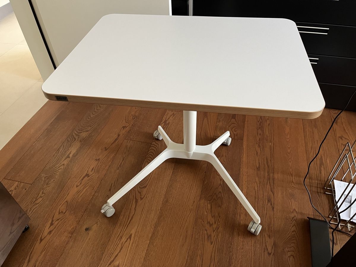 Scrivanie: Bürotisch – Usato da Effretikon venduto da LukasA01