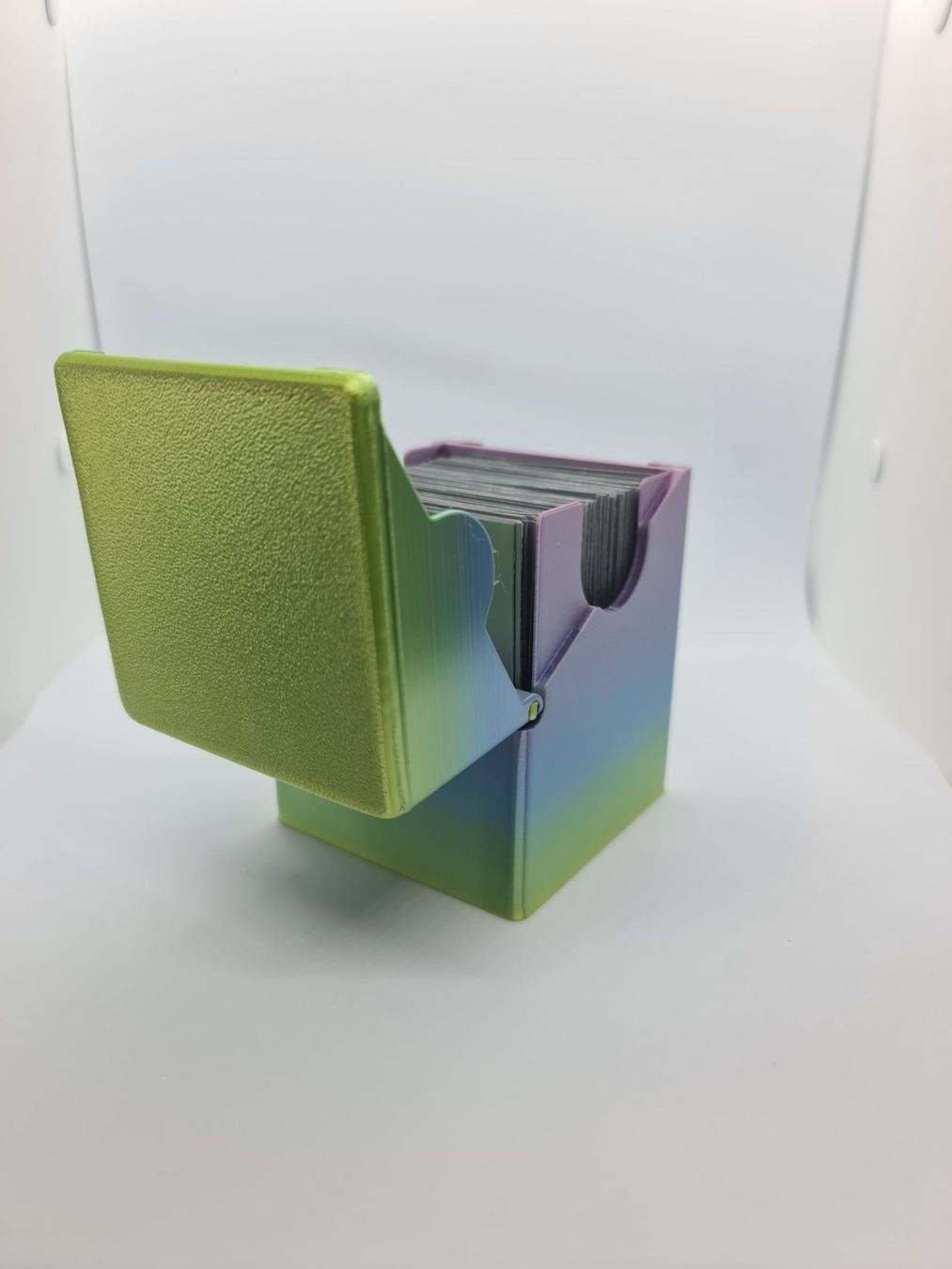 Giochi: Magic the Gathering Commander Deck Box – Nuovo e nell'imballaggio originale da Dietikon venduto da You_Want_We_Print 2