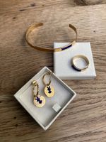 Elegantes Schmuckset, Gold mit Blau, Ohrringe, Ring, Armreif