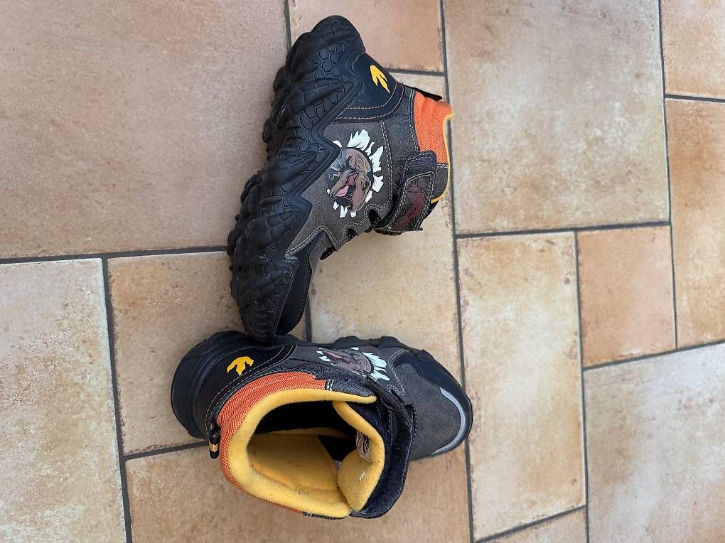 Scarpe per ragazzi: Wanderschuhe Gr. 34 "Jurassic World" NEU – Nuovo e nell'imballaggio originale da Dübendorf venduto da rut_5b5n 2