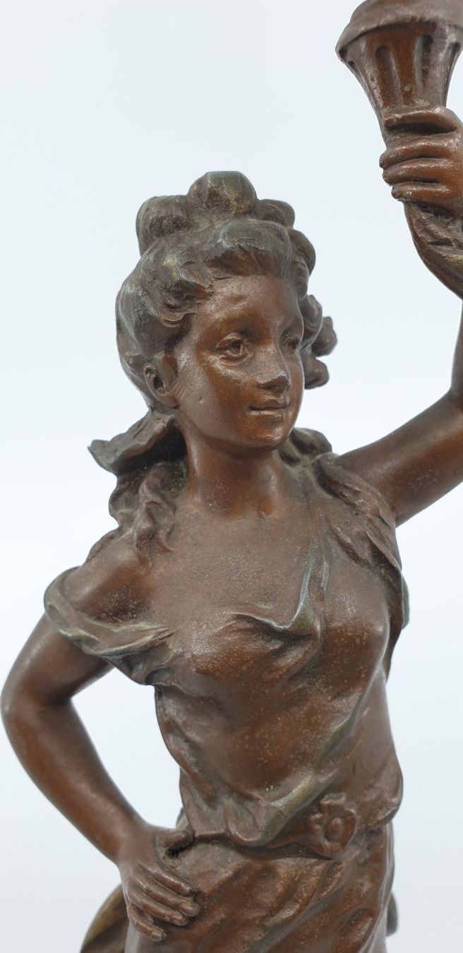 Skulpturen & Statuen: Auguste Moreau Skulptur – Gebraucht aus Emmen von Brockofsky 1