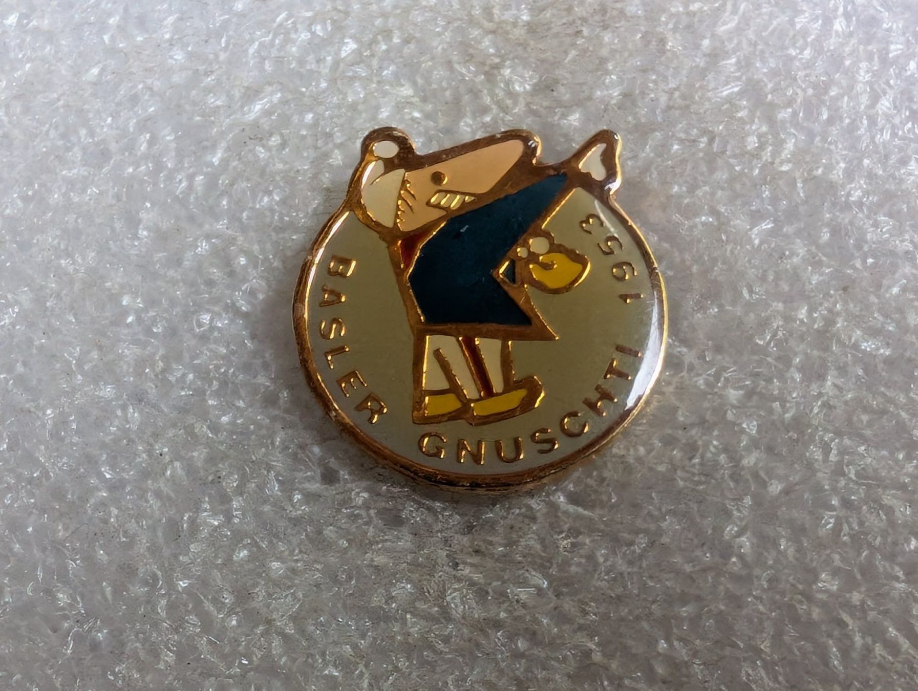 Plaketten & Abzeichen: Ansteckpin 222: Basler Gnuschti – Gebraucht aus Oppligen von Pin-Fall-Shop