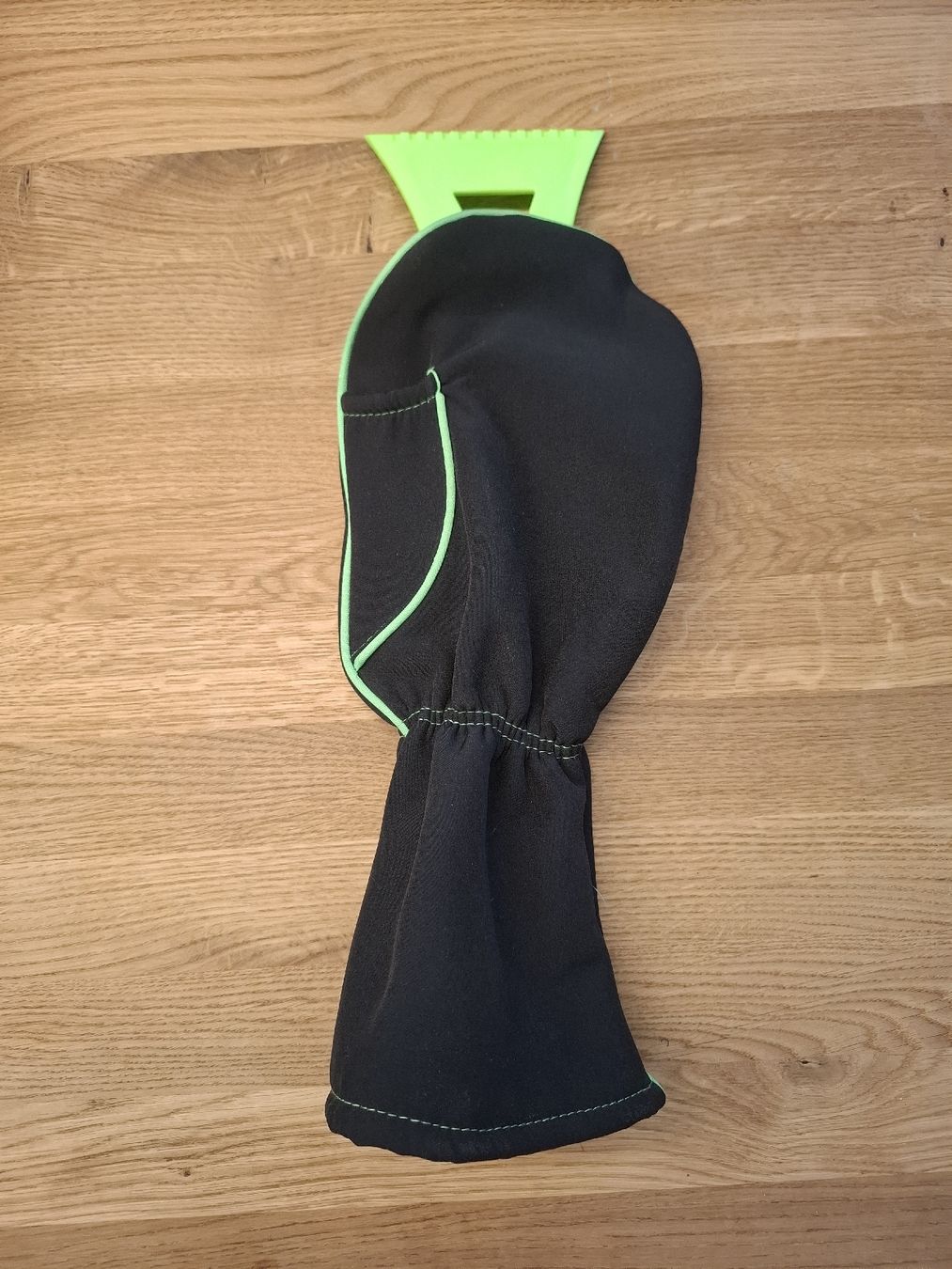 Guanti & manicotti: Auto Handschuh Eiskratzer Winterhandschuhe – Usato da Basel venduto da pamsi357