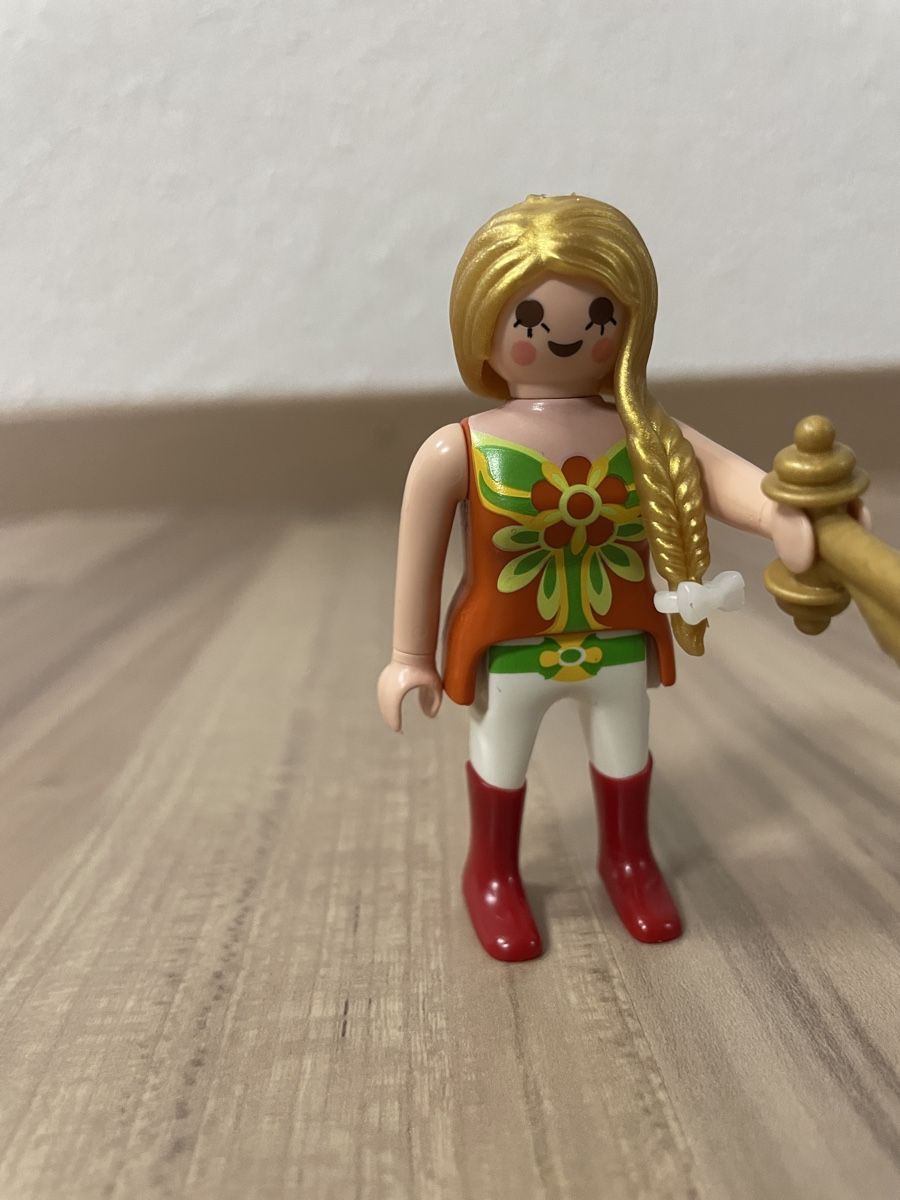 Playmobil Giocattoli: Playmobil Frauenfigur mit goldenem Haar – Usato da Elsau venduto da Lusmus13 1
