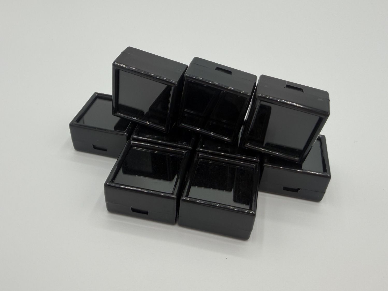 Pietre preziose: 10x Edelsteinbox / Schmuckbox 3cm x 3cm Quadrate Schwarz – Nuovo e nell'imballaggio originale da Buchs SG venduto da OTNaturalGems 3