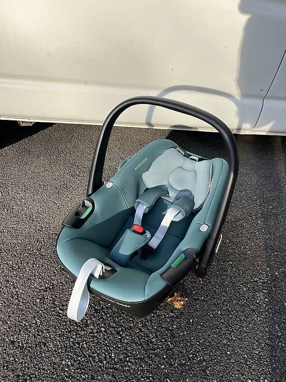 Seggiolini per auto: Maxi Cosi Pebble 360 green – Usato da Bern venduto da Walyan 1