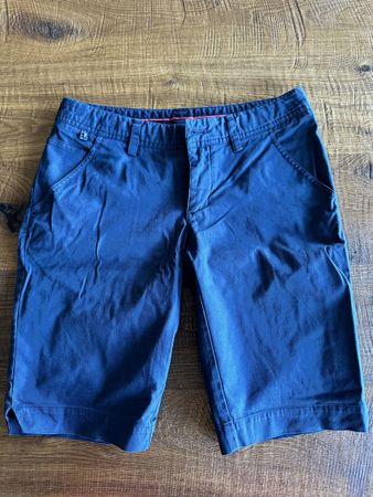 Peak Performance Damen-Shorts, dunkelblau, Gr. 27