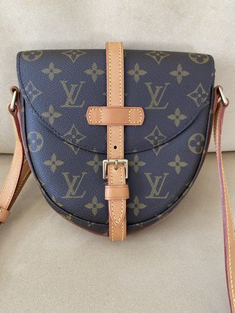 Louis Vuitton Chantilly
