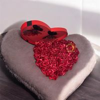 Romantische Herzbox mit Rosen, ideales Geschenk für Sie!
