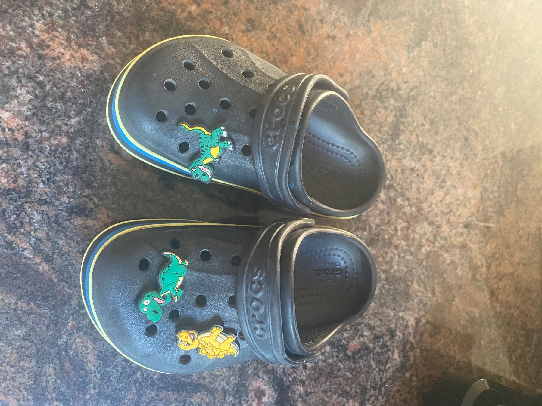 Crocs Chaussures hommes: Crocs c8 – D'occasion à Hinwil par kys_5qrk