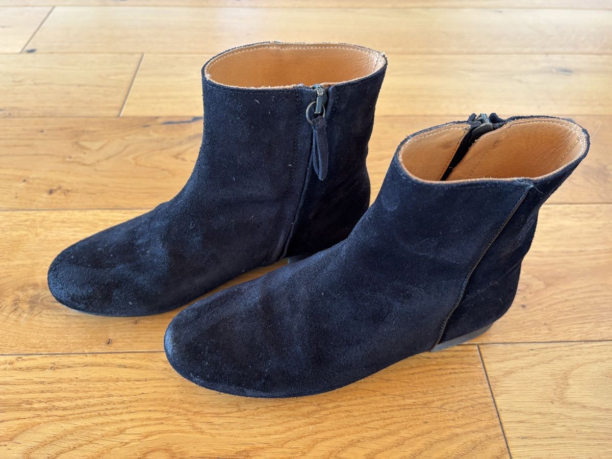 Sezane Scarpe per ragazze: Schwarze Stiefeletten, Gr. 33 Marke Sézane – Usato da Estavayer-le-Lac venduto da constance-esta 1