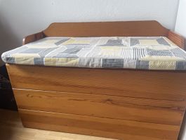 Sitzbank Holz mit Kissen
