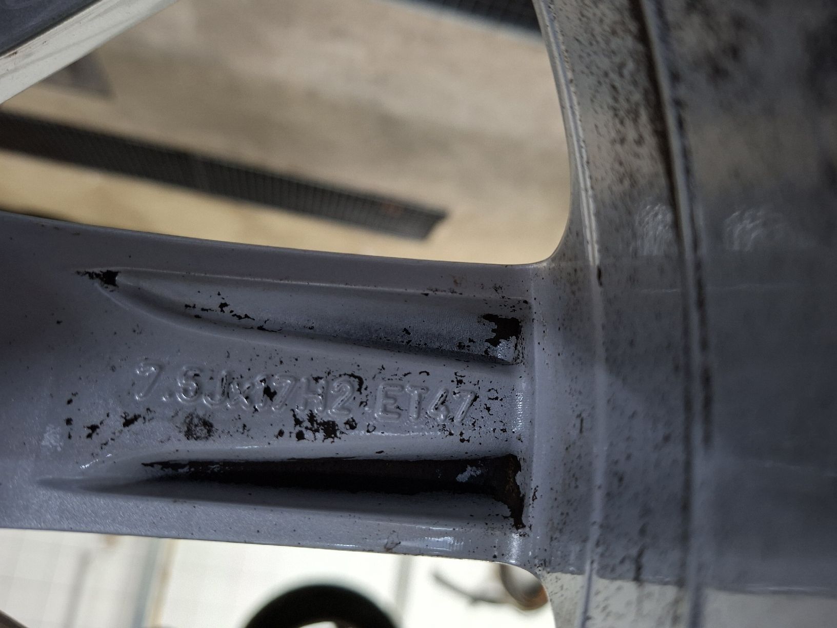 Pneumatici & Ruote complete: VW Originalräder 17 Zoll – Usato da Schwarzenegg venduto da resu92 4