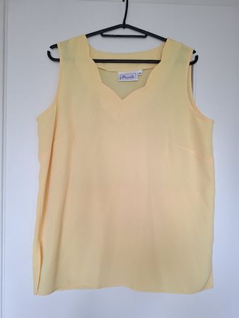Petit top jaune Vintage