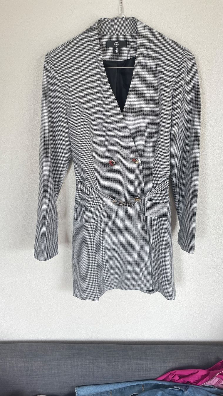 Asos Vestiti: Dress – Nuovo (secondo la descrizione) da St-Gingolph venduto da Ynatka 1