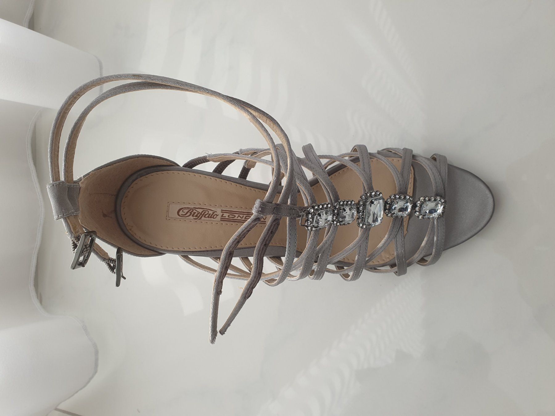 Buffalo Scarpe da donna: Buffalo High Heels / Pumps (Grösse 40) – Nuovo (secondo la descrizione) da Hombrechtikon venduto da Ojk 1