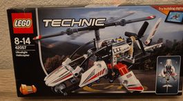 LEGO Technic Hélicoptère 42057 -