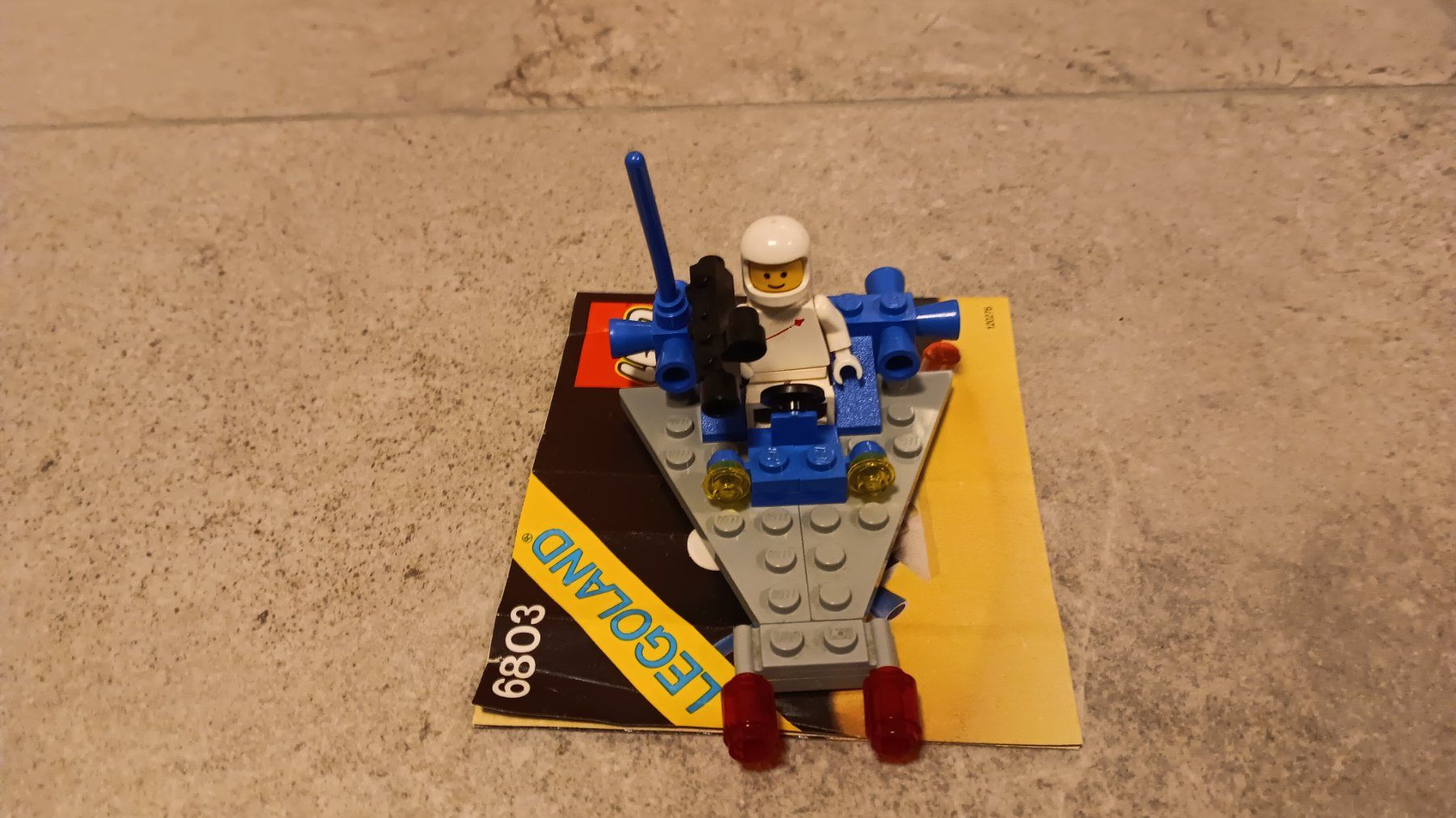 Lego Giocattoli: LEGO SPACE 1983 - Space patrol - 6803 – Usato da COLLOMBEY venduto da Lego80s