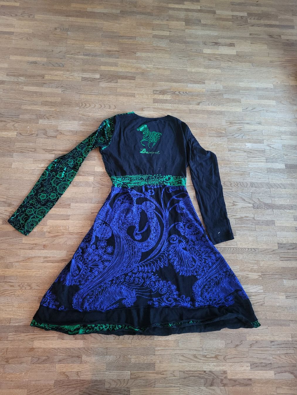 Desigual Vestiti: Langarmkleid Desigual Gr. M – Usato da Samstagern venduto da witschan 1