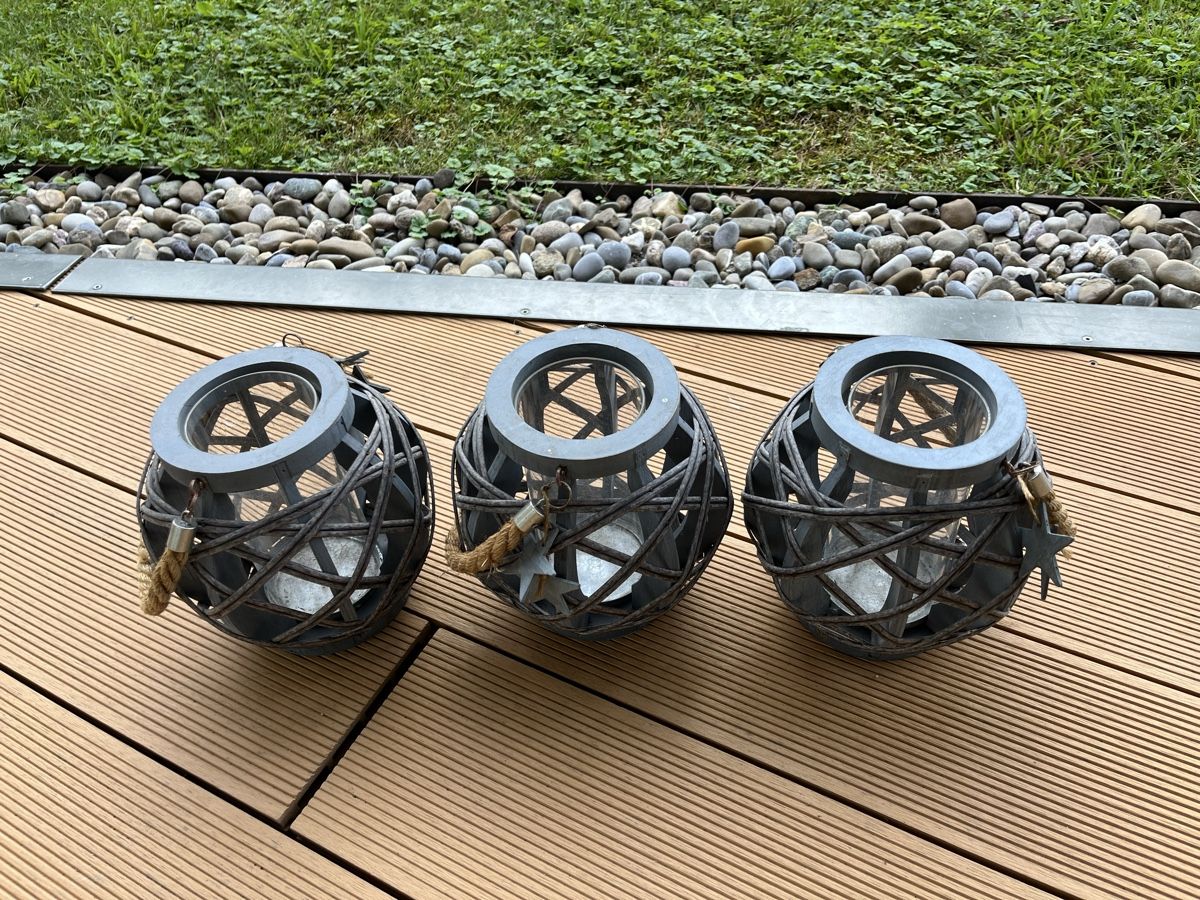 Tutte le decorazioni: 3 x Windlichter, grau, Deko, mit Seil und Sternen – Usato da Wädenswil venduto da EW94 1