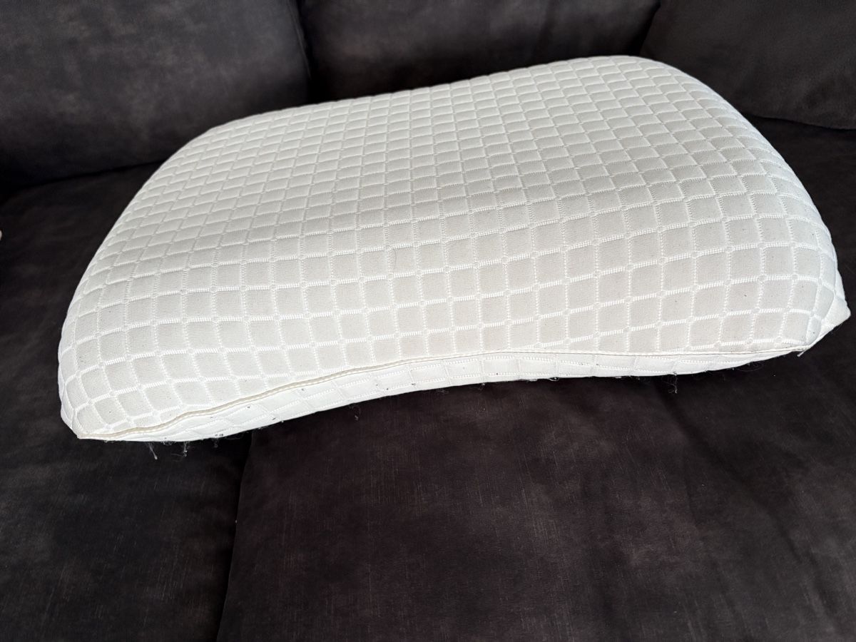 Ikea Cuscini: 2x ergonomische Kissen – Nuovo (secondo la descrizione) da Glarus venduto da mgi0811