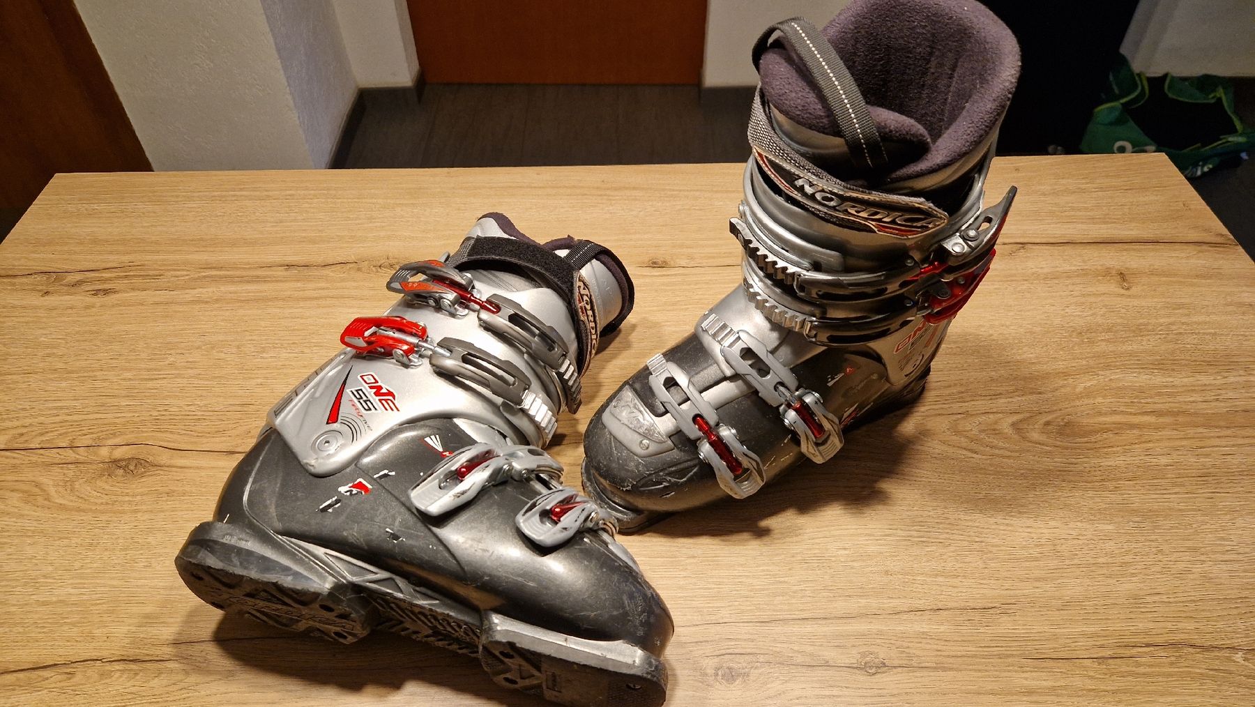 Nordica Sci: Chaussure de Ski Nordica – Usato da Travers venduto da sgr_qh7y