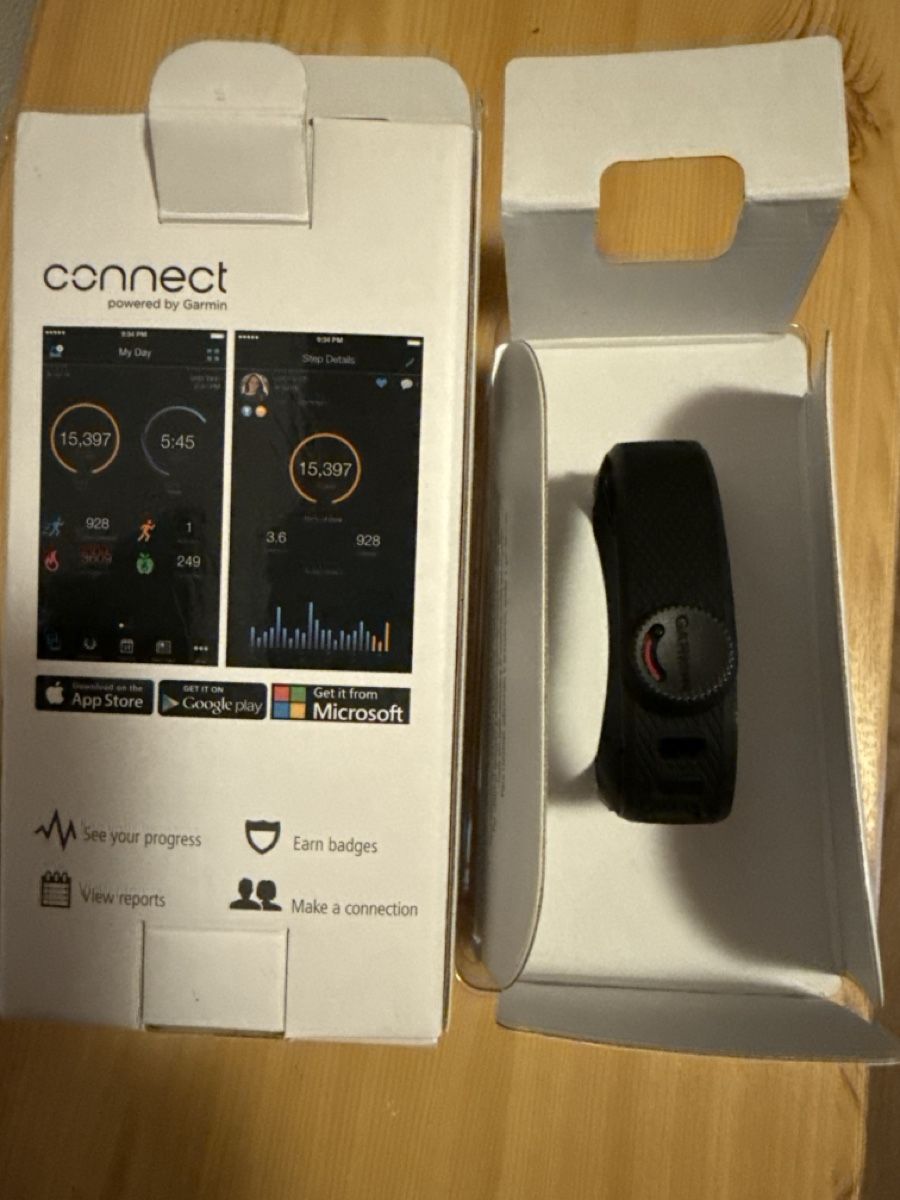 Garmin Smartwatch: Garmin vivofit3 activity Tracker  – Neuf avec emballage d'origine à La Cibourg par rangiroa98 1