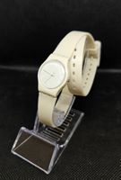 🕒 Swatch Quarz Damenarmbanduhr 129 Cremefarbenes Vintage