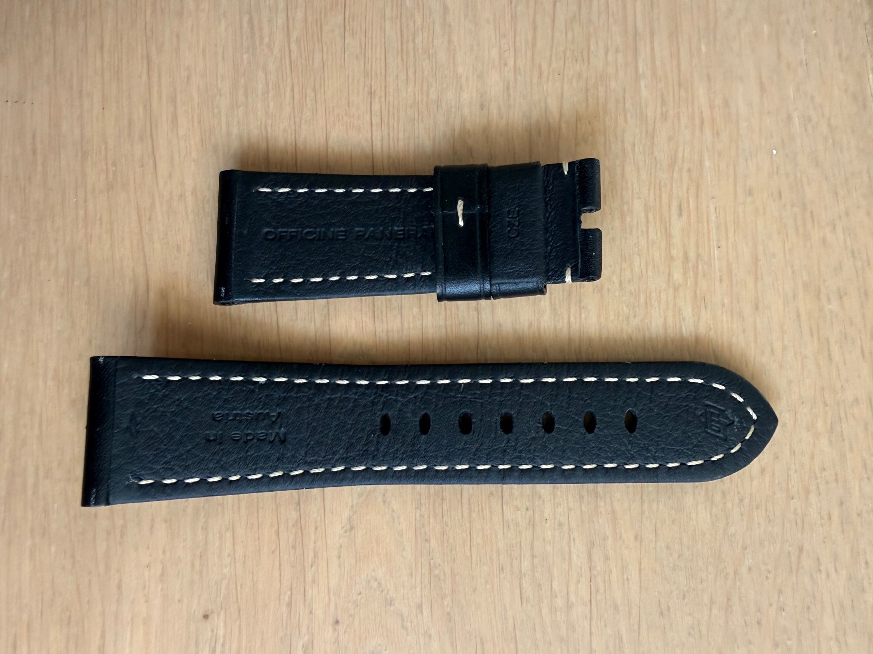 Panerai Bracciali & Braccialetti: Panerai OEM black leather strap 26/22 mm – Nuovo (secondo la descrizione) da Rivaz venduto da yoda2005 2