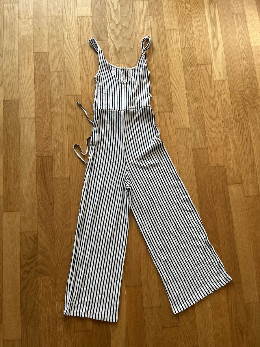Bershka Tute: Jumpsuit, Gr. S – Usato da Schliern b. Köniz venduto da ali_ytz9 1