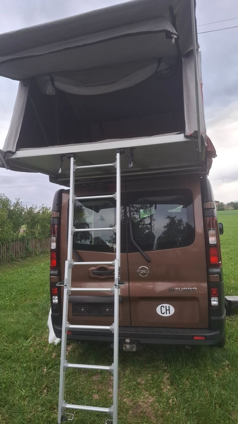 Opel Veicoli da campeggio: Opel Vivaro B 16CDTI – Usato da Neukirch (Egnach) venduto da Hureg 1